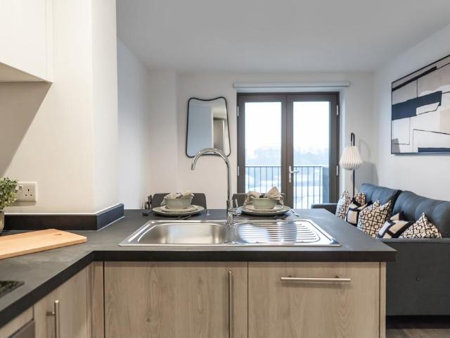 at Property Sense, Apartment 06013. 1 bed flat to rent £1,115 pcm £257 pw