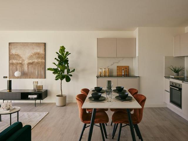 at Property Sense, Apartment 0721. 2 bed apartment to rent £1,589 pcm £367 pw