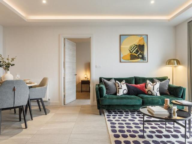at Property Sense, Apartment 0908, 1. 1 bed apartment to rent £1,503 pcm £347 pw