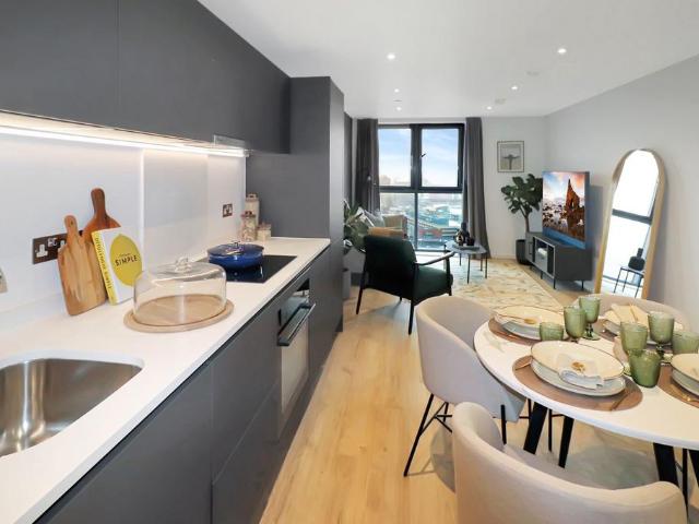 at Property Sense, Apt 2805, Swan. 2 bed apartment to rent £1,865 pcm £430 pw