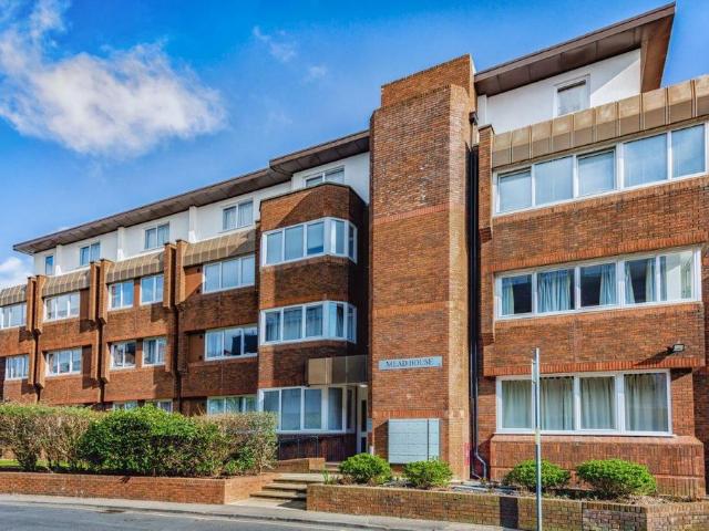 at Pure Resi, 24 Mead House. 2 bed flat to rent £1,575 pcm £363 pw