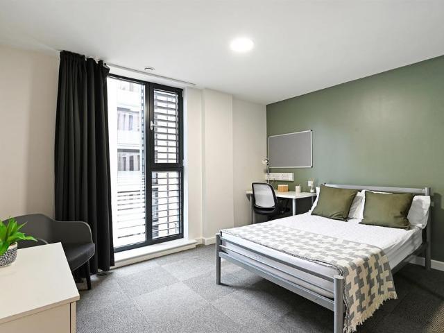 at Sheffield, Apartment 108. 4 bed apartment to rent £1,480 pcm £342 pw