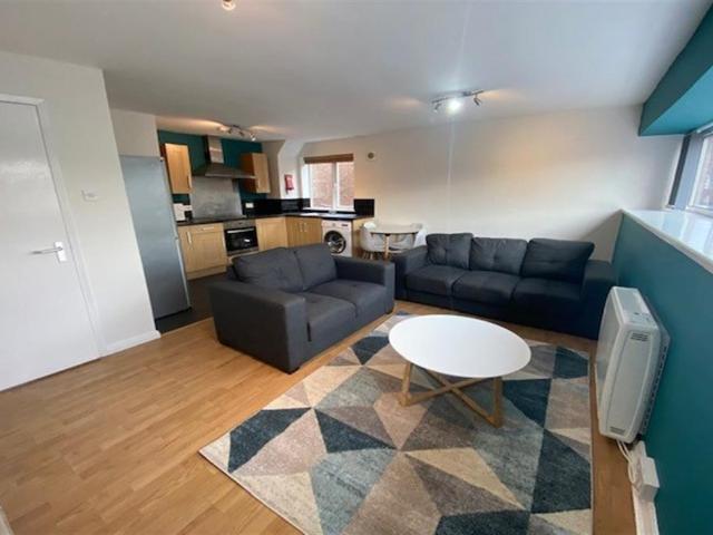 at Sheffield, Flat 29, Market Square S13 2 bed apartment £750 pcm £173 pw