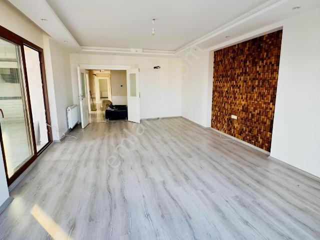 Atmacadan | Akdenizde Prestijli Sitede 5+1 Lüks Daire
