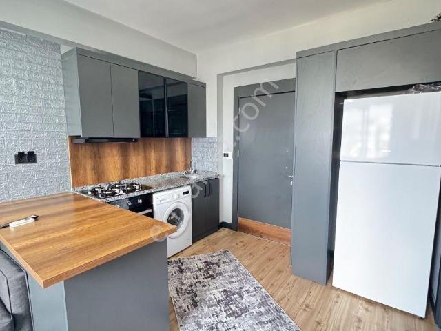 Atmacadan Merkez'de 1+1 Eşyalı Otoparklı Kiralık Lüks Daire