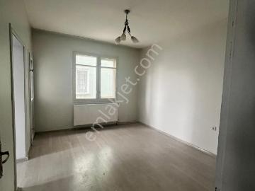 Şato Life Gm'den Şükrüpaşada 2+1 Ara Kat Kiralık Daire