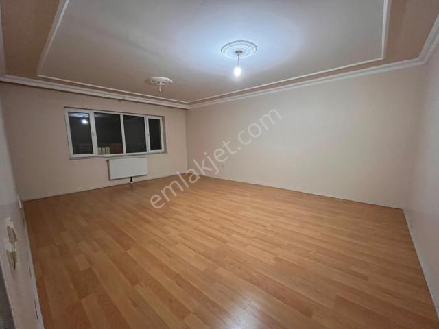 Şato Life Gm'den Hilalkent Parlaklarda 3+1 Geniş Bakımlı Kiralık Daire