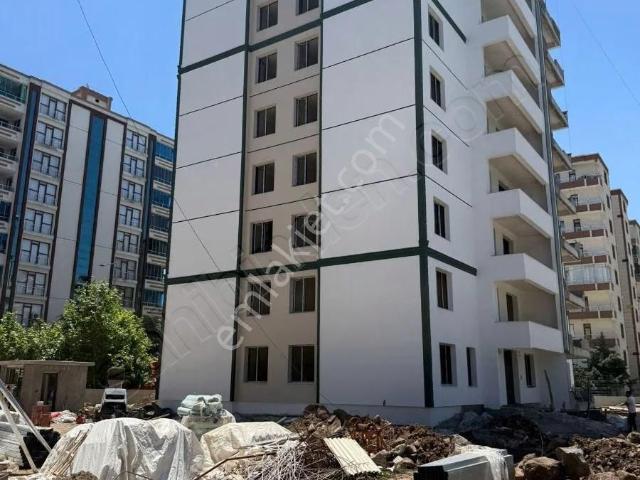 Şatopark Arkası 3+1 Son Kat Uygun Fiyatlı Daire
