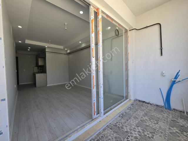 Atatürk Mah. Kapalı Otoparklı 50 M² Ferah 1+1 Kiralık Daire