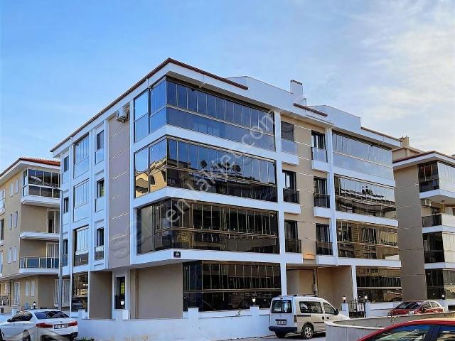 Atatürk Mahallasınde Satılık 4+1 Dubleks Daire