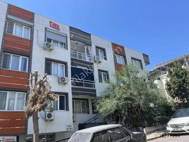 Atatürk Mahallesi 914 Sokakta Masrafsız 3+1