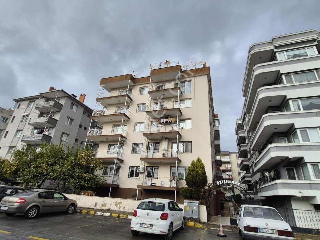 Atatürk Mahallesi 3+1 Geniş Ferah Kiralık Daire