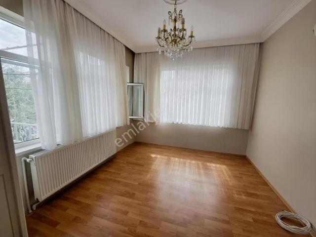 Atatürk Mahallesi Dsi Civarı 3+1 Kiralık Daire