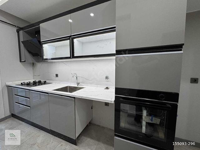 ATATÜRK MAHALLESİ HAVUZLU SIFIR 2+1 KİRALIK DAİRE