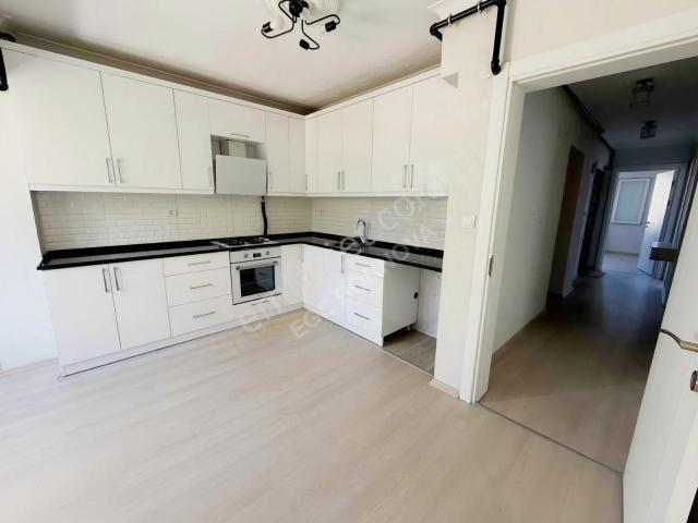 Atatürk Mahallesinde 3+1 | 100 M² Net | Çift Balkonlu | 2. Kat
