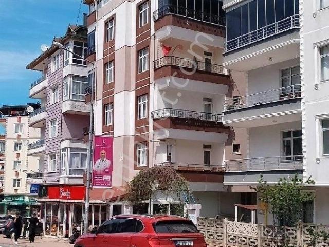 Atatürk Mahallesinde Doğalgazlı Kiralık Daire
