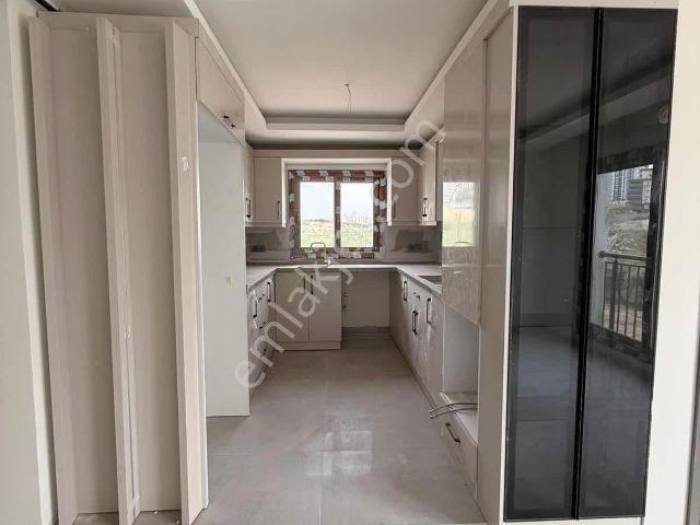Atatürk Mahallesinde Kiralık