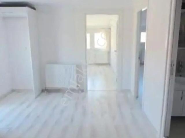 Atatürk Mahllesinde Çatı Katı Full Yeni Daire