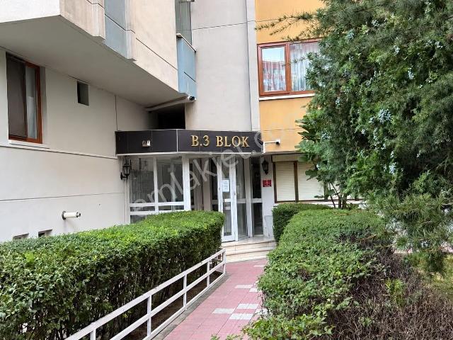 Atatürk Orman Çiftliği Kavşağı Seçil Sitesinde Sahibinden 3+1 Kiralık