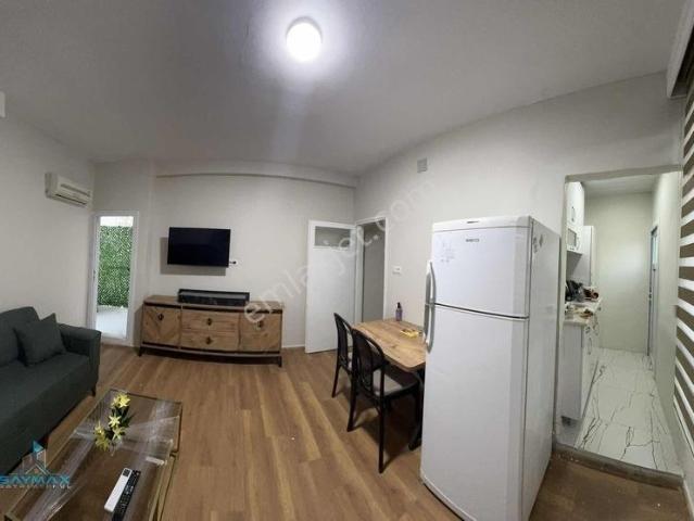 Atatürk Cad.büyükşehir Beld.yakın Teraslı 1+1 Eşyalı Daire