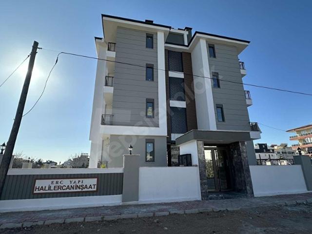 ATATÜRK CADDESİNE YAKIN LÜKS 2+1