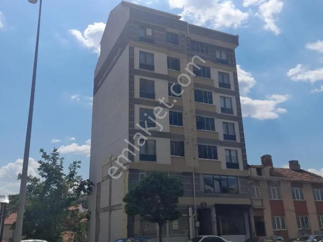 Atatürk Caddesi Satılık 2+1 Daire