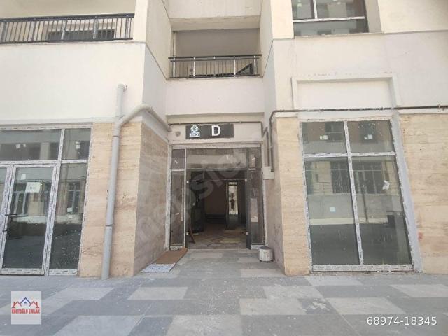 ATATÜRK CADDESİ ÜZERİ OSMAN ÖKTEN OKUL YANI 2+1 90m2 KİRALIK SIFIR DAİRE