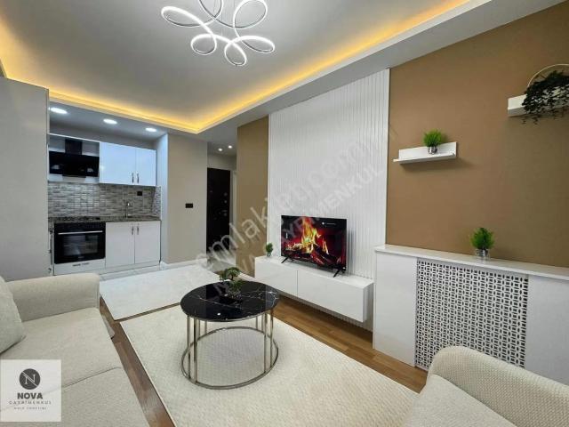 Atatürk Caddesi Üzerinde 1+1 Geniş M2 Satılık Daire