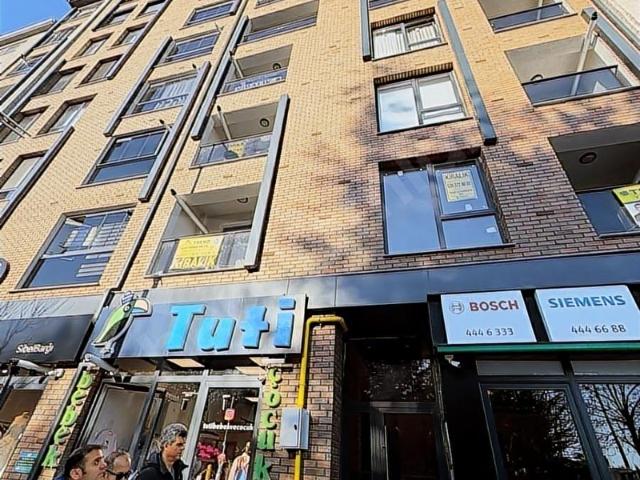 Atatürk Caddesi Üzerinde Millet Bahçesi Manzaralı 5+1 Dublex