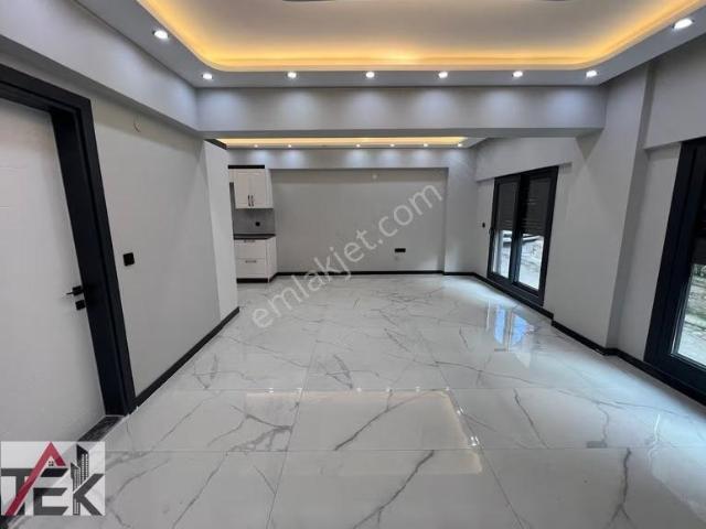 Atatürk De Full Deniz Manzaralı 168m2 Tırıpleks 4+1 Sıfır