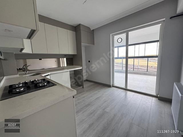 ATAYURT MAH 2+1 OTORUMA HAZIR MERKEZDE ÖN CEPHE SATILIK DAİRE