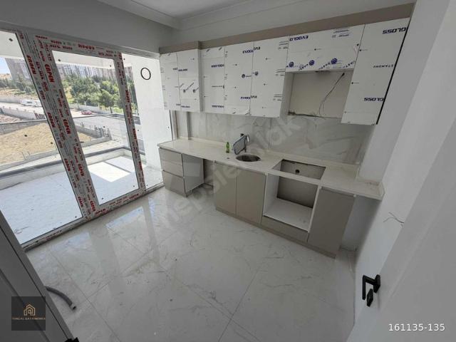 ATAYURT'DA AİLENİZ İÇİN KONFORLU VE PRESTİJLİ 2+1 SATILIK DAİRE