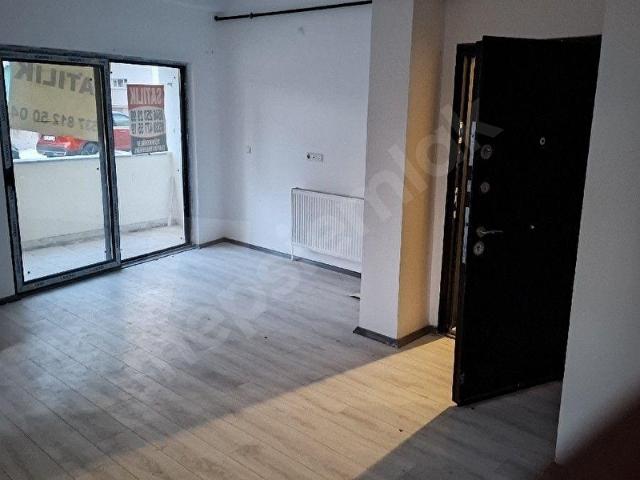 Ata Caddesi Civarı Yuksek Giriş 1+1 Daire