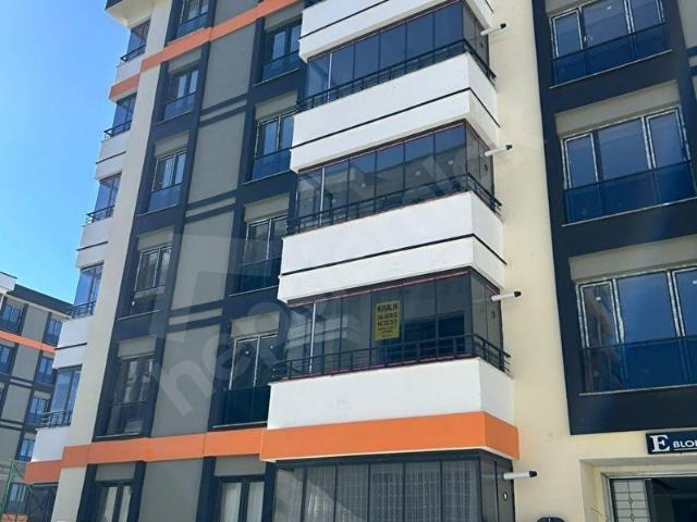 ATA GAYRİMENKULDEN BİLKENT LİSESİ KARŞISINDA KİRALIK LÜKS 4+1 DAİRE