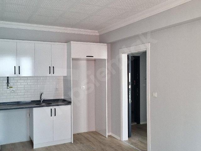 ATA EMLAK'TAN İNCİVEZDE 1+1 SATILIK DAİRE KAPALI OTOPARK
