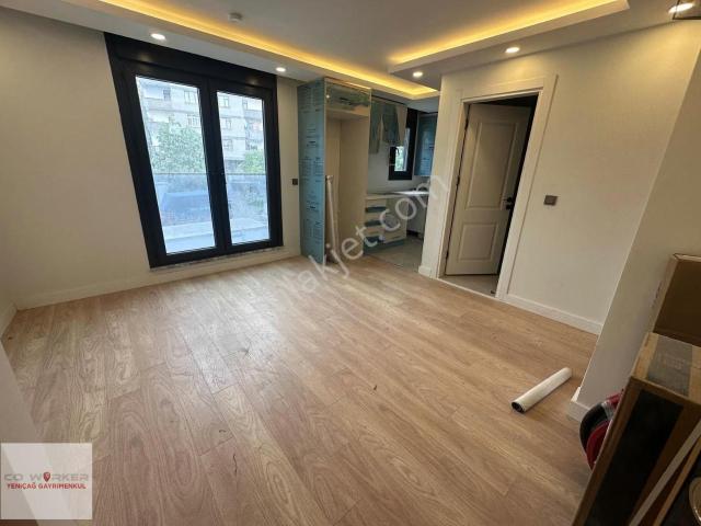 Ataşehır 3004 Cadde Üzeri Hakan Plaza Kiralık 1+1 0 Daire