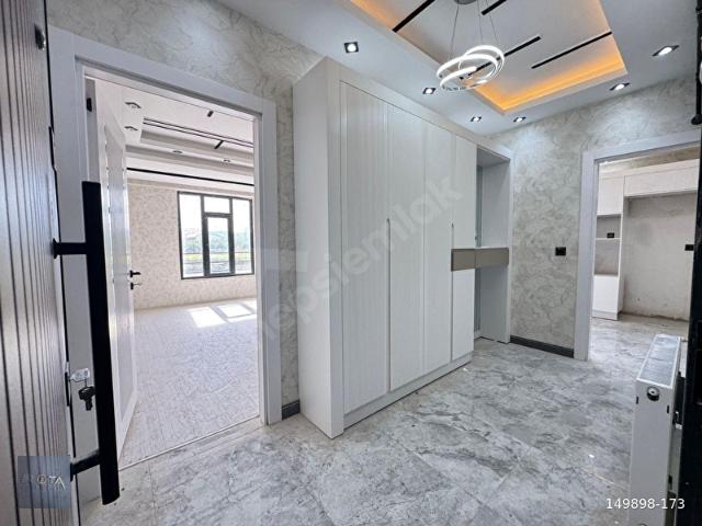 ATAŞEHİR GİRİSİNDE SATILIK LÜKS SİTELİ 2+1 DAİRELER