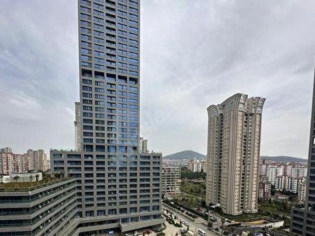 ATAŞEHİR MODERN'DE GENİŞ TERASLI 2+1 SATILIK DAİRE