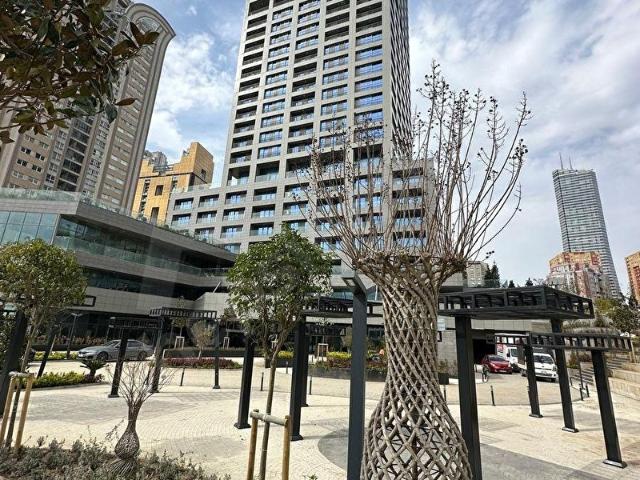 ATAŞEHİR MODERN'DE GENİŞ BÜYÜK BALKONLU KÖŞE FIRSAT DAİRE.