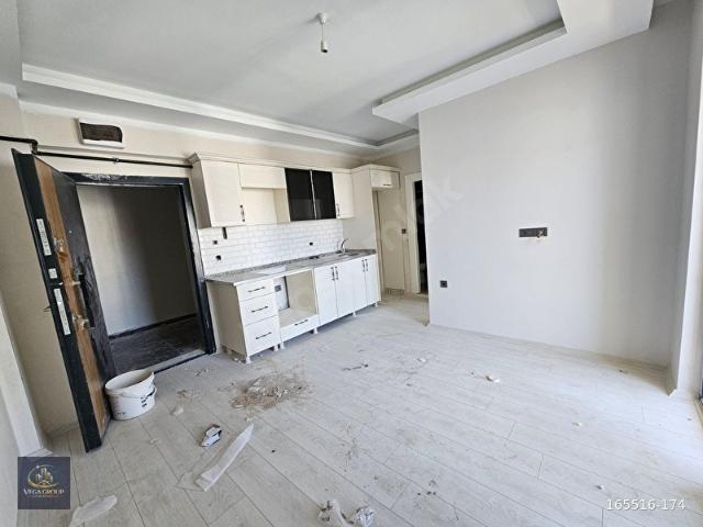ATAŞEHİR MAHALLESİ 1+1 SATILIK DAİRE