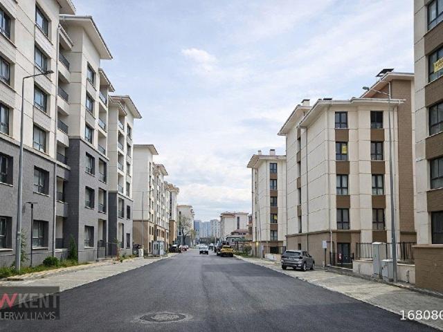 ATAŞEHİR TOKİ DE FIRSAT DAİRE 3+1 OTURUMA HAZIR DAİRE