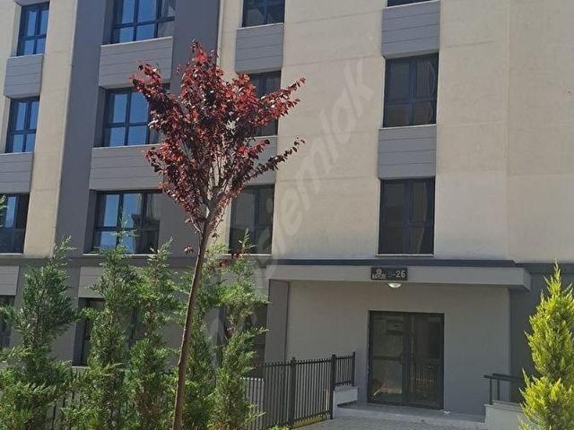 ATAŞEHİR YENİŞEHİR MH TOKİ 3.ETAP SIFIR 3+1 KİRALIK DAİRE