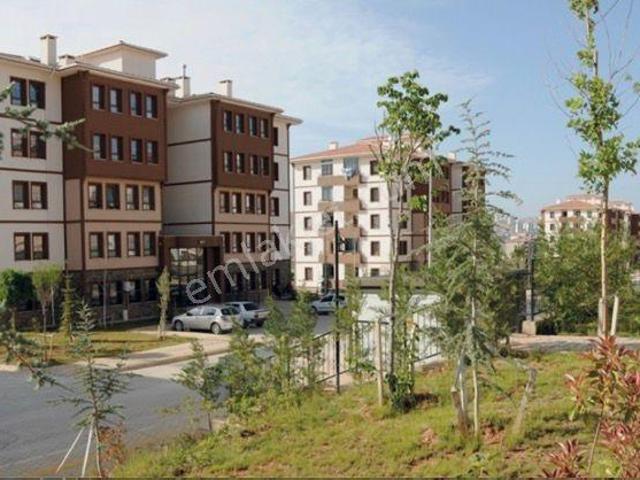 Ataşehir Toki Konutlarında Satılık Yatırımlık 3+1 Daire!