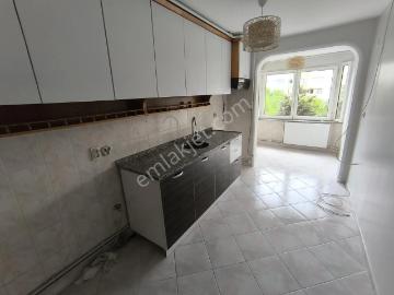 Ataşehir Türk İş Blk.çıft Cephelı Boyalı 2+1 Temiz Kiralık Daire