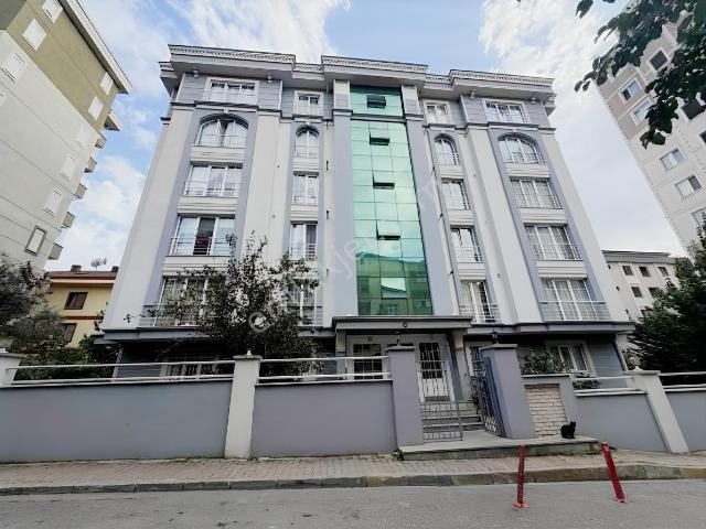 Ataşehir Yenişehir Kiralık 4+1 Dubleks | 17 M² Teras | Klimalı