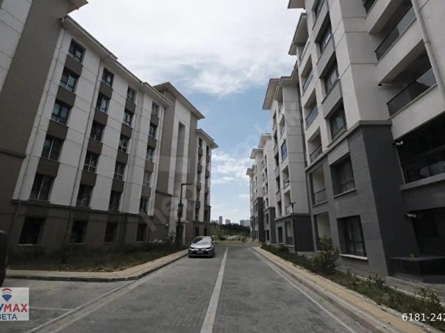 ATAŞEHIR YENIŞEHIR TOKI BLOKLARI KIRALIK 3+1 DAIRE