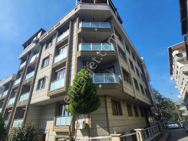 Ataşehir Yenisahra'da Çift Girişli, Kîralık Dublex Daire