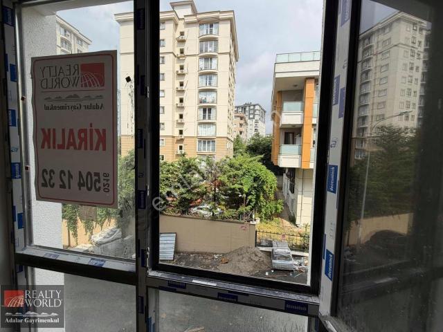 Ataşehir Acıbadem Ve Fenerbahçe Üni Yürüme Mes Kiralık 1+1