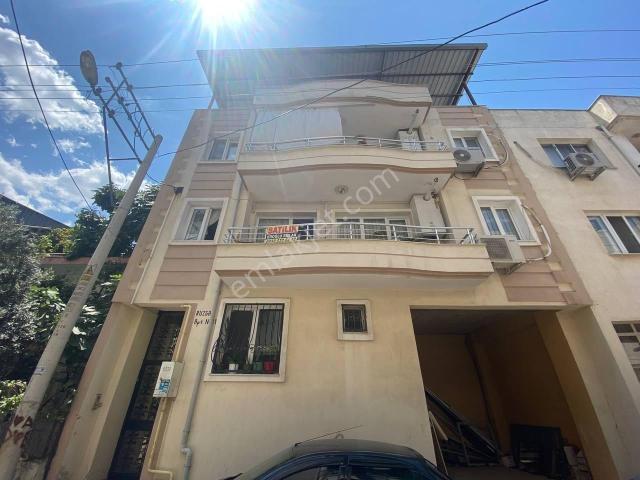 Ataşehir De Merkezi Konumda Doğalgazlı Ara Kat Satılık 3+1 Daire