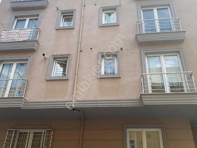 Ataşehir Esatpaşa Mahallesinde 2+1 90m2 Kiralık Daire